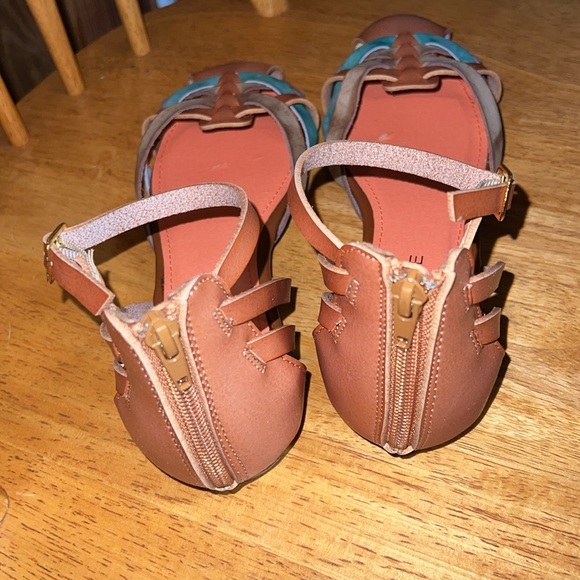 Rampage Tan and Blue Ankle-Strap Sandals with Bow Details - Picture 4 of 8